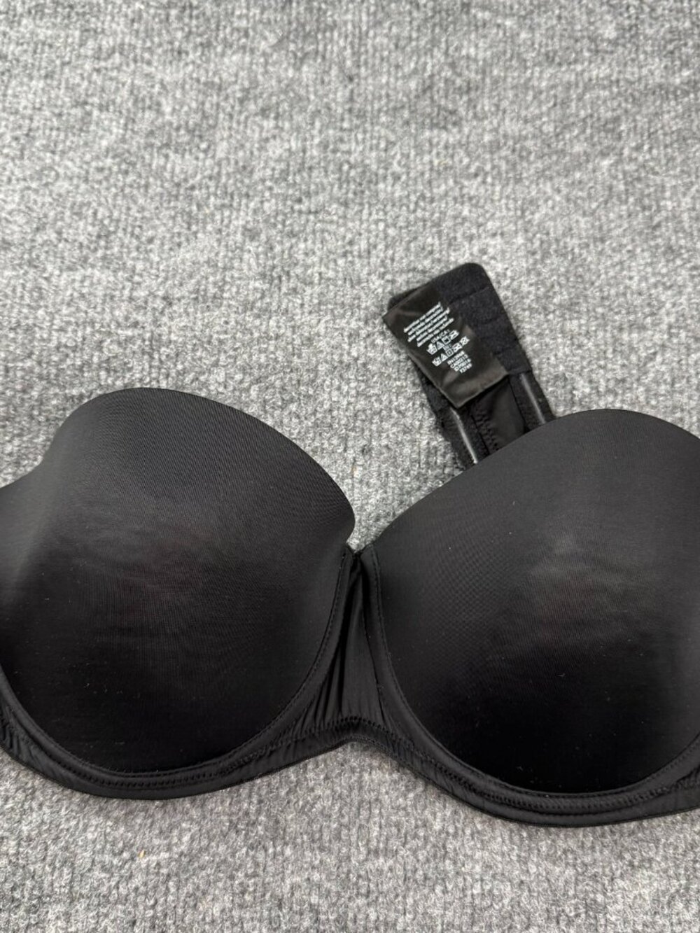 Calvin Klein Strapless Bra 36C Black Underwire Padded Convertible F3769 Smooth